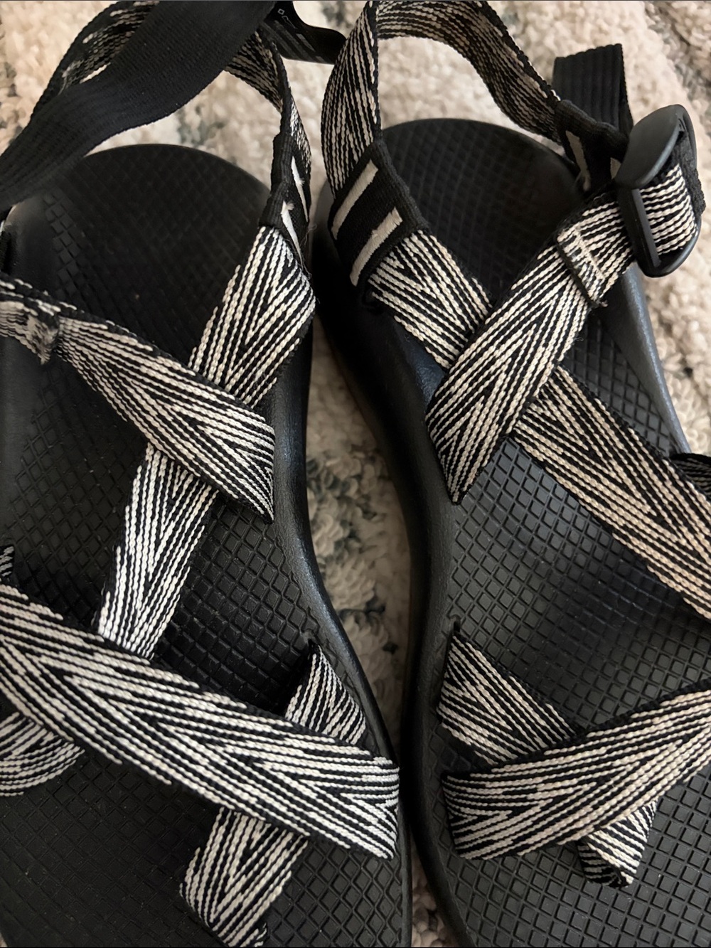 Chaco Black Sandals with Cream Woven Straps-Women’s 7 - Picture 4 of 6